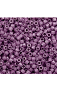 Miyuki Delica Perlen 11/0 - Duracoat opaque dyed medium purple DB-2360